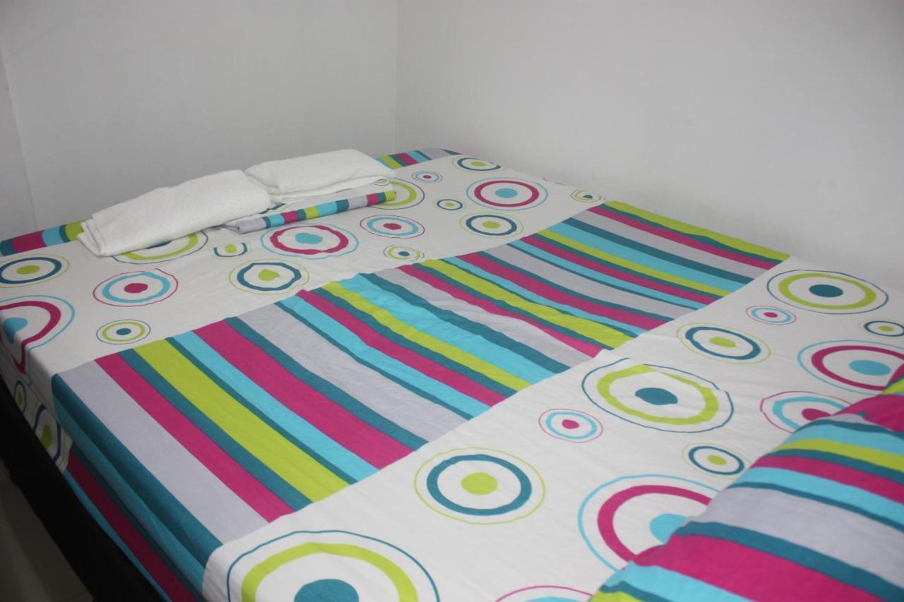 Apartamentos Excelente Ubicacion Меделин Екстериор снимка