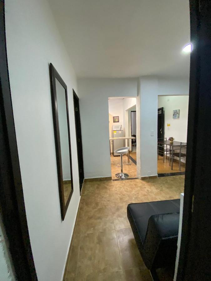 Apartamentos Excelente Ubicacion Меделин Екстериор снимка